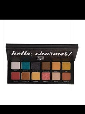 Boxycharm "Hello, Charmer!' Eyeshadow Palette